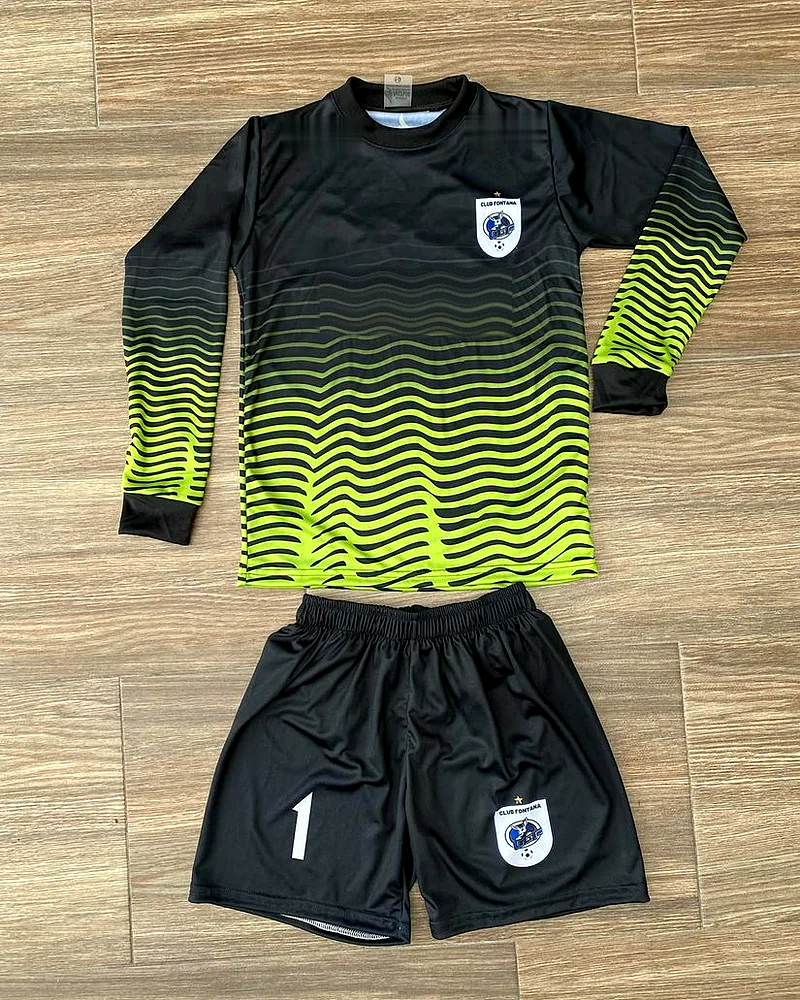 Uniforme de arquero para un club infantil